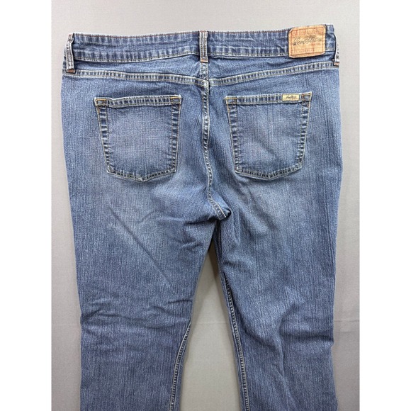 Signature by Levi Strauss Low Rise Bootcut Jeans Blue Medium Wash Womens 14M - Picture 9 of 10